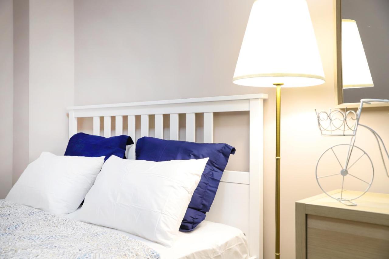 Luxury Seaview Apartment Con Vista Loutráki Zewnętrze zdjęcie
